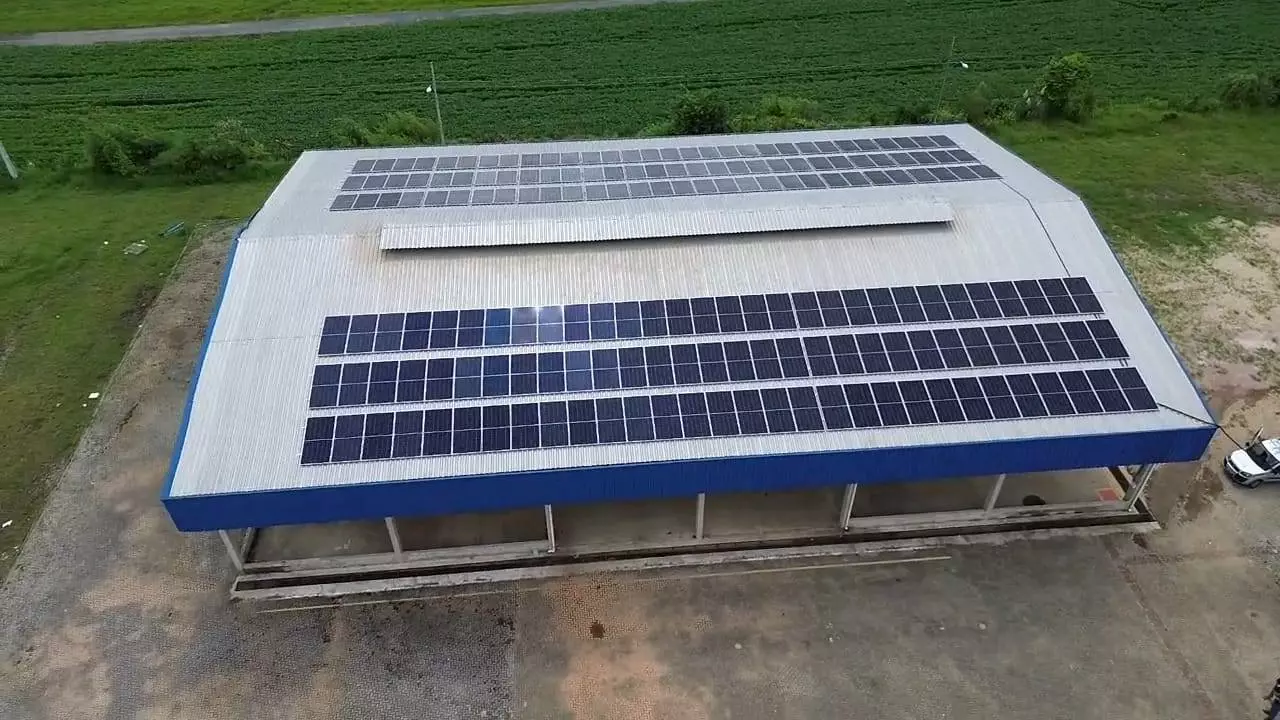 Prefeitura de Rio Negro inicia instalação de sistema de  energia solar em prédios públicos